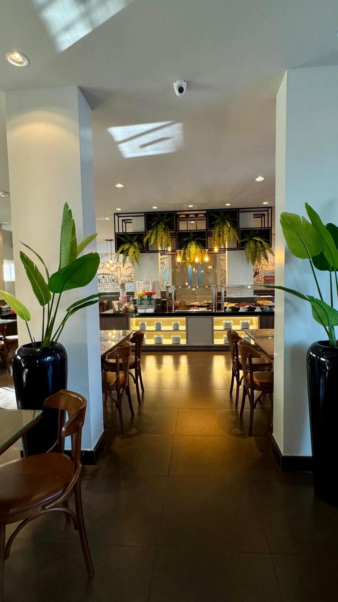 Hotel Portinari Ponte Da Amizade 伊瓜苏 外观 照片