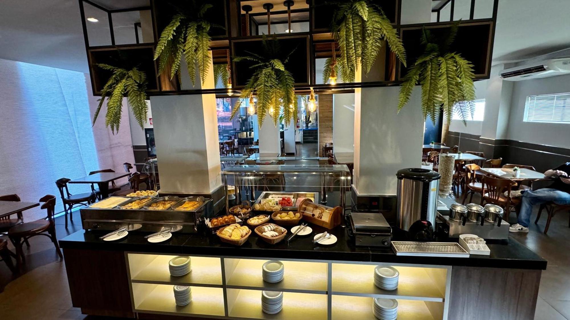 Hotel Portinari Ponte Da Amizade 伊瓜苏 外观 照片