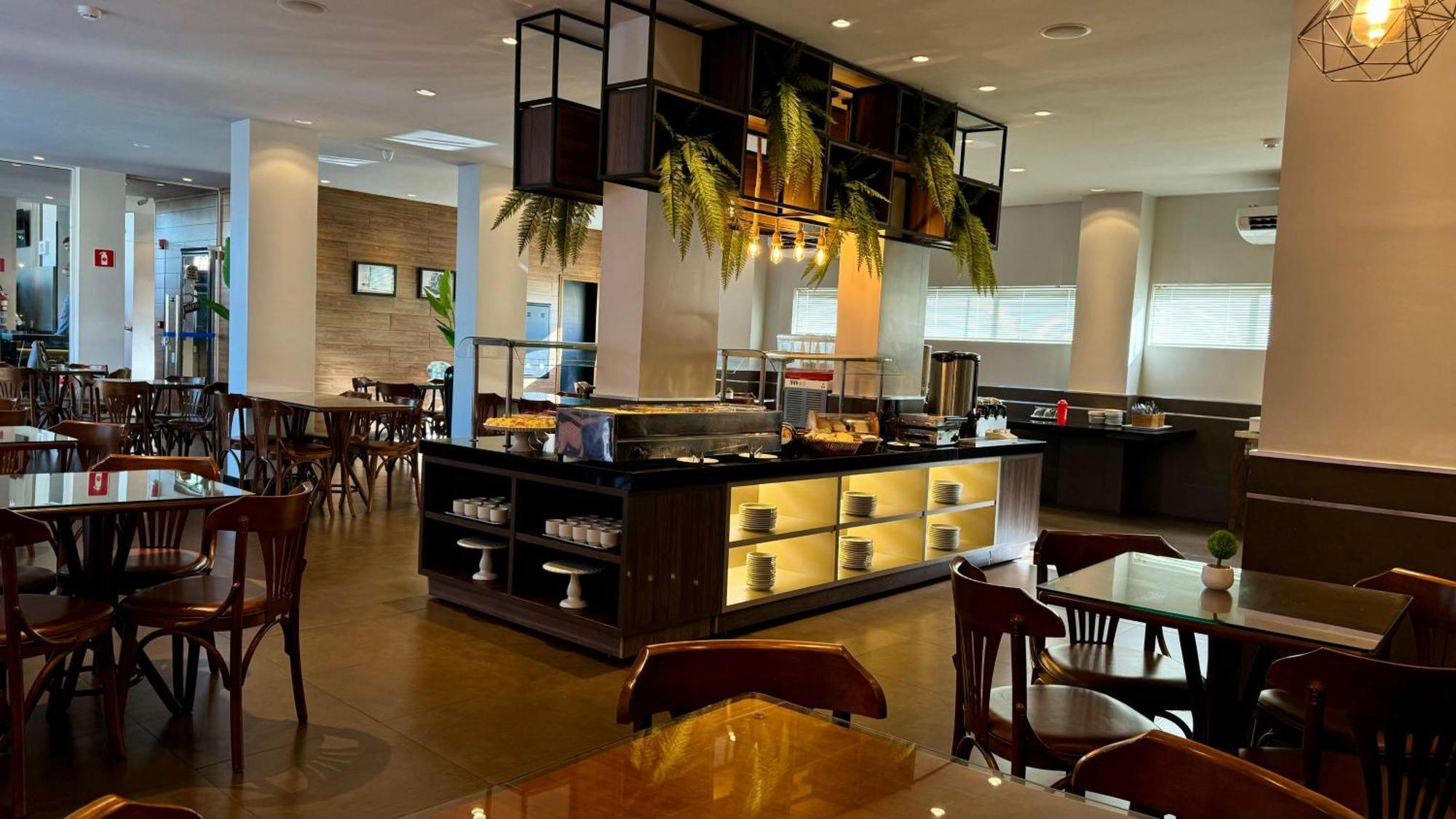 Hotel Portinari Ponte Da Amizade 伊瓜苏 外观 照片