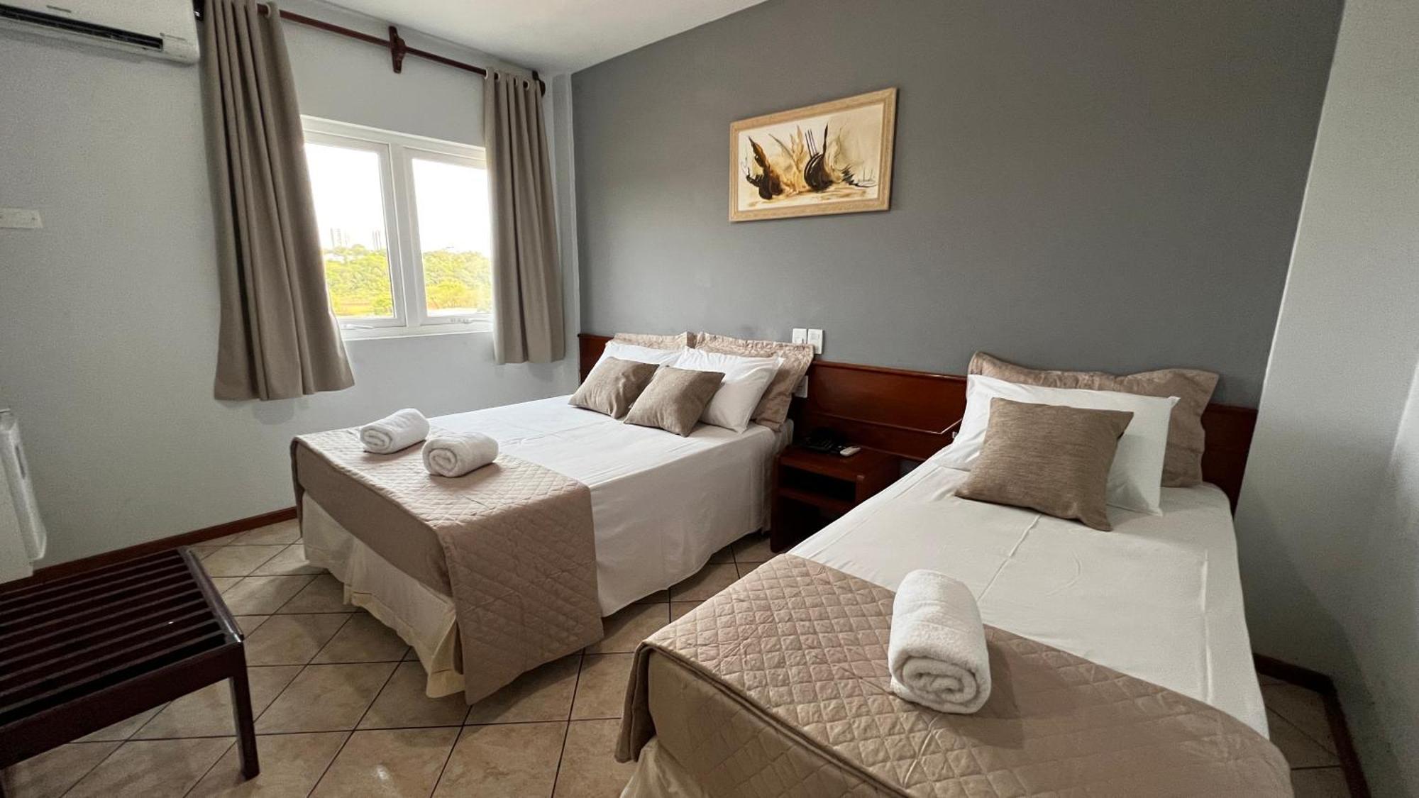 Hotel Portinari Ponte Da Amizade 伊瓜苏 外观 照片